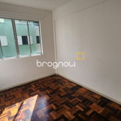 Apartamento com 67m², 3 quartos, 1 garagem, no bairro Trindade em Florianópolis