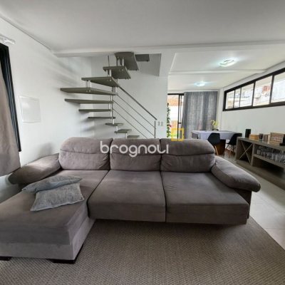 Casa de Condomínio com 118m², 3 quartos (sendo 1 suíte), 2 garagens, no bairro Campeche em Florianópolis