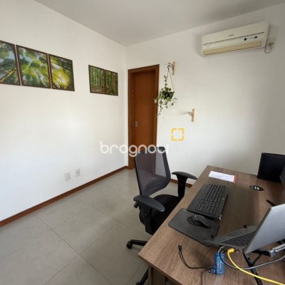 Casa de Condomínio com 118m², 3 quartos (sendo 1 suíte), 2 garagens, no bairro Campeche em Florianópolis