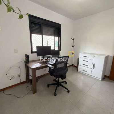 Casa de Condomínio com 118m², 3 quartos (sendo 1 suíte), 2 garagens, no bairro Campeche em Florianópolis