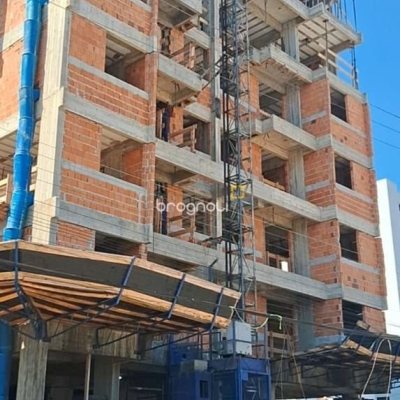 Apartamento com 59m², 2 quartos, 1 garagem, no bairro Areias em São José