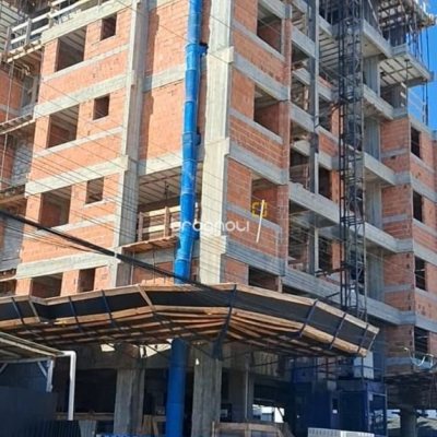 Apartamento com 59m², 2 quartos, 1 garagem, no bairro Areias em São José