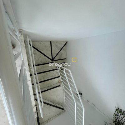 Casa com 400m², 4 garagens, no bairro Centro em Florianópolis