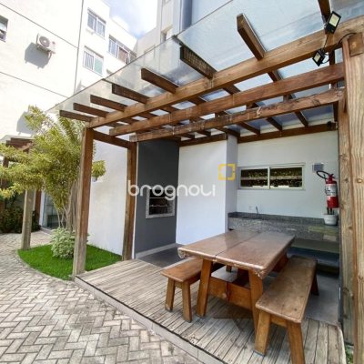 Apartamento com 66m², 3 quartos, 1 garagem, no bairro Trindade em Florianópolis
