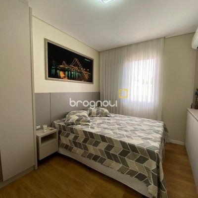 Apartamento com 66m², 3 quartos, 1 garagem, no bairro Trindade em Florianópolis
