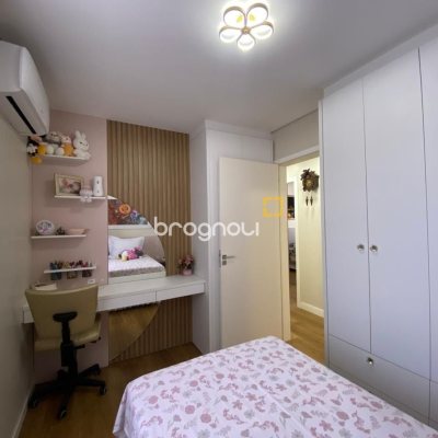 Apartamento com 66m², 3 quartos, 1 garagem, no bairro Trindade em Florianópolis