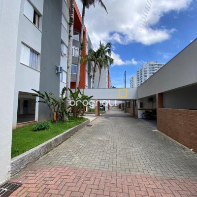 Apartamento com 66m², 3 quartos, 1 garagem, no bairro Trindade em Florianópolis