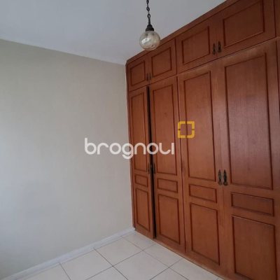 Apartamento com 99m², 3 quartos, 1 garagem, no bairro Centro em Florianópolis