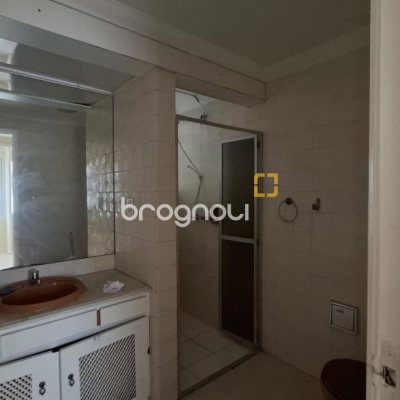 Apartamento com 99m², 3 quartos, 1 garagem, no bairro Centro em Florianópolis