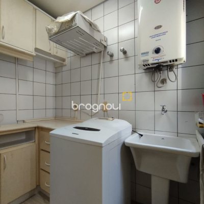 Apartamento com 56m², 1 quarto, 1 garagem, no bairro Agronômica em Florianópolis