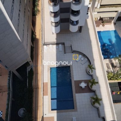 Apartamento com 56m², 1 quarto, 1 garagem, no bairro Agronômica em Florianópolis