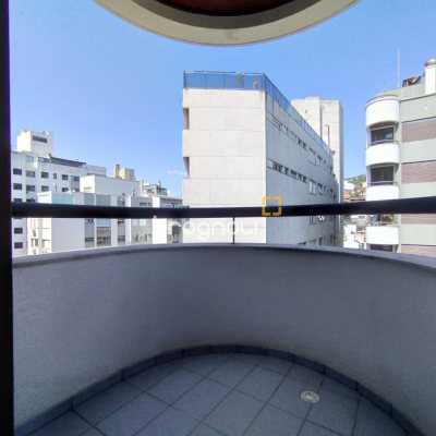Apartamento com 56m², 1 quarto, 1 garagem, no bairro Agronômica em Florianópolis