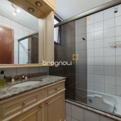 Apartamento com 56m², 1 quarto, 1 garagem, no bairro Agronômica em Florianópolis