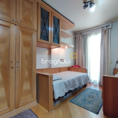 Apartamento com 56m², 1 quarto, 1 garagem, no bairro Agronômica em Florianópolis