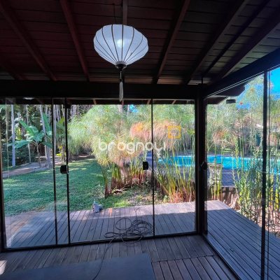 Casa com 313m², 3 quartos (sendo 2 suítes), 4 garagens, no bairro Rio Tavares em Florianópolis