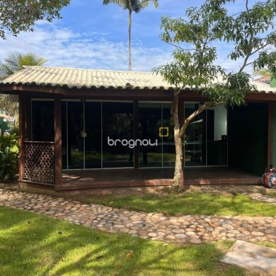 Casa com 313m², 3 quartos (sendo 2 suítes), 4 garagens, no bairro Rio Tavares em Florianópolis