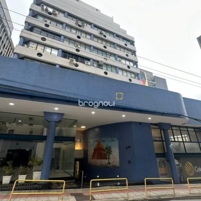 Sala com 50m², 1 garagem, no bairro Centro em Florianópolis