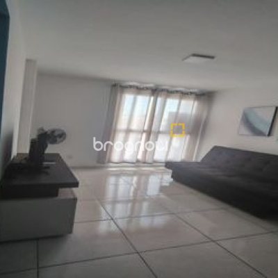Apartamento com 59m², 2 quartos, no bairro Centro em Florianópolis