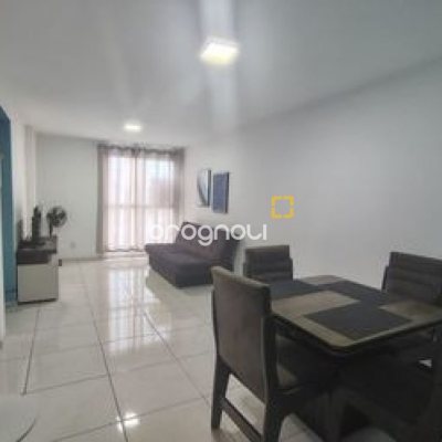 Apartamento com 59m², 2 quartos, no bairro Centro em Florianópolis