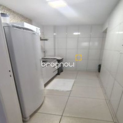 Apartamento com 59m², 2 quartos, no bairro Centro em Florianópolis