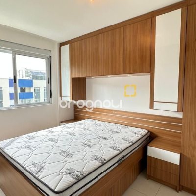 Apartamento com 68m², 2 quartos (sendo 2 suítes), 1 garagem, no bairro Trindade em Florianópolis