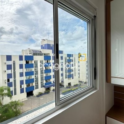 Apartamento com 68m², 2 quartos (sendo 2 suítes), 1 garagem, no bairro Trindade em Florianópolis