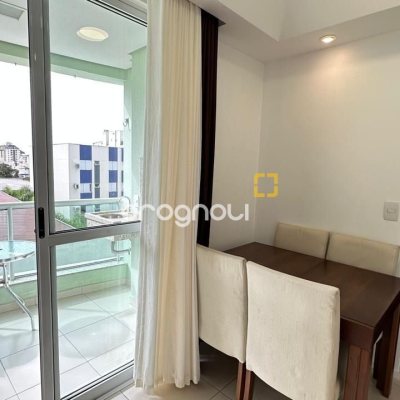 Apartamento com 68m², 2 quartos (sendo 2 suítes), 1 garagem, no bairro Trindade em Florianópolis