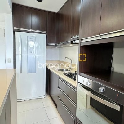 Apartamento com 68m², 2 quartos (sendo 2 suítes), 1 garagem, no bairro Trindade em Florianópolis