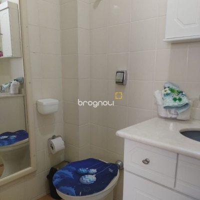Apartamento com 79m², 2 quartos, 2 garagens, no bairro Canasvieiras em Florianópolis