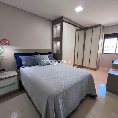 Apartamento com 116m², 3 quartos (sendo 3 suítes), 2 garagens, no bairro Kobrasol em São José