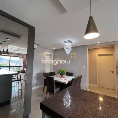 Apartamento com 116m², 3 quartos (sendo 3 suítes), 2 garagens, no bairro Kobrasol em São José