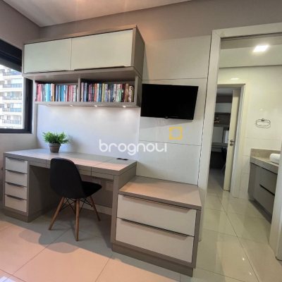 Apartamento com 116m², 3 quartos (sendo 3 suítes), 2 garagens, no bairro Kobrasol em São José