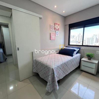Apartamento com 116m², 3 quartos (sendo 3 suítes), 2 garagens, no bairro Kobrasol em São José