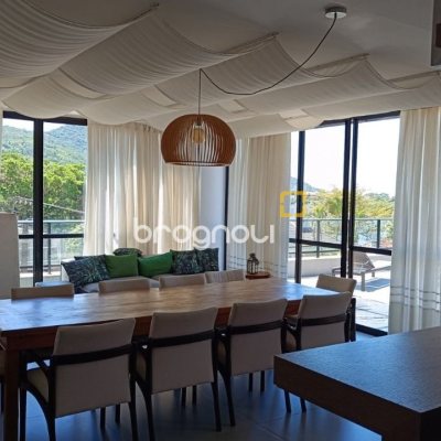 Apartamento com 103m², 2 quartos (sendo 1 suíte), 2 garagens, no bairro Lagoa da Conceição em Florianópolis