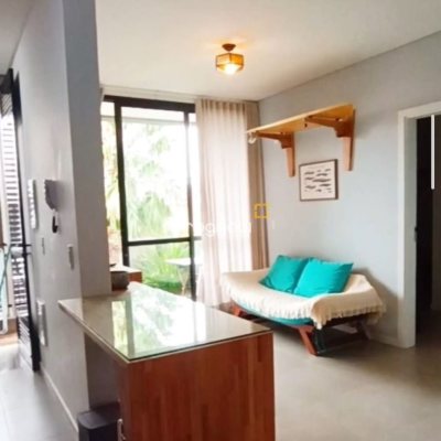 Apartamento com 103m², 2 quartos (sendo 1 suíte), 2 garagens, no bairro Lagoa da Conceição em Florianópolis