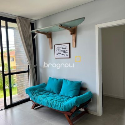 Apartamento com 103m², 2 quartos (sendo 1 suíte), 2 garagens, no bairro Lagoa da Conceição em Florianópolis