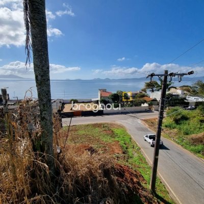 Terreno com 434m², no bairro Serraria em São José
