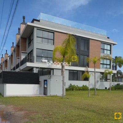 Loft com 57m², 1 quarto (sendo 1 suíte), 1 garagem, no bairro Lagoa da Conceição em Florianópolis