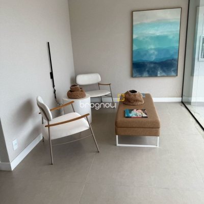 Loft com 57m², 1 quarto (sendo 1 suíte), 1 garagem, no bairro Lagoa da Conceição em Florianópolis