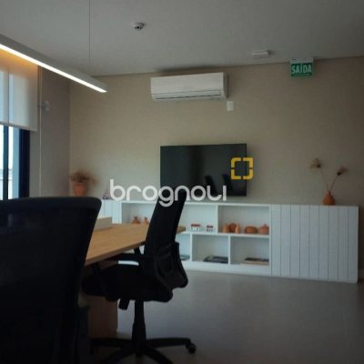 Loft com 57m², 1 quarto (sendo 1 suíte), 1 garagem, no bairro Lagoa da Conceição em Florianópolis