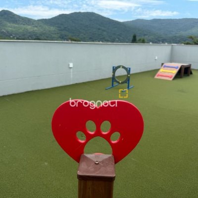 Loft com 57m², 1 quarto (sendo 1 suíte), 1 garagem, no bairro Lagoa da Conceição em Florianópolis