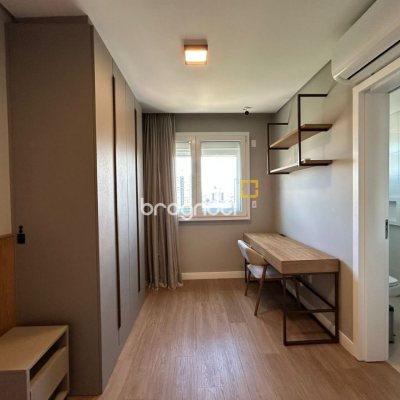 Cobertura com 289m², 3 quartos (sendo 3 suítes), 4 garagens, no bairro Estreito em Florianópolis