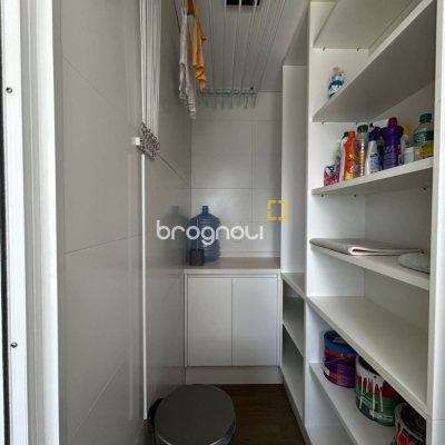 Cobertura com 289m², 3 quartos (sendo 3 suítes), 4 garagens, no bairro Estreito em Florianópolis