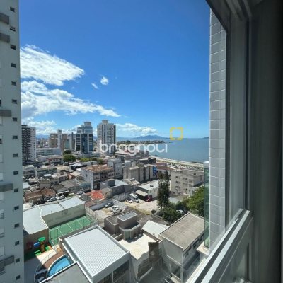 Cobertura com 289m², 3 quartos (sendo 3 suítes), 4 garagens, no bairro Estreito em Florianópolis