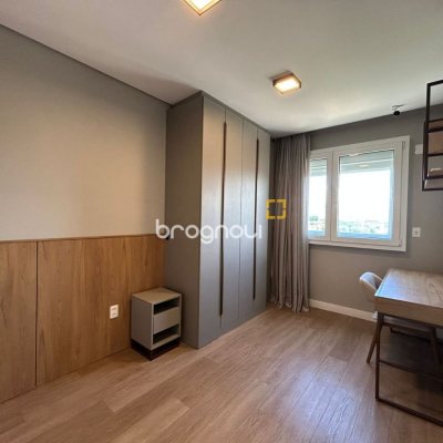 Cobertura com 289m², 3 quartos (sendo 3 suítes), 4 garagens, no bairro Estreito em Florianópolis