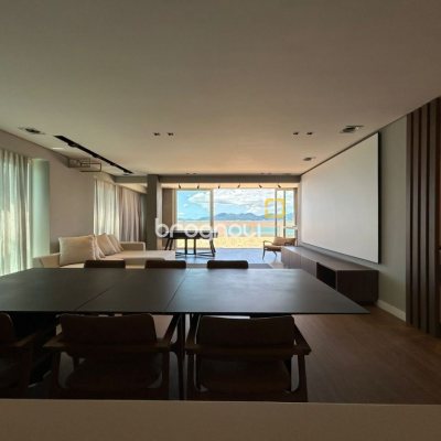 Cobertura com 289m², 3 quartos (sendo 3 suítes), 4 garagens, no bairro Estreito em Florianópolis