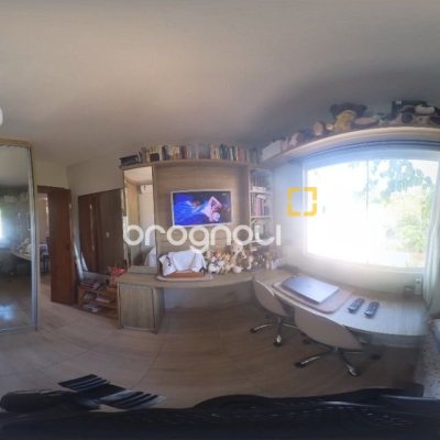 Casa com 83m², 2 quartos, 3 garagens, no bairro Rio Vermelho em Florianópolis