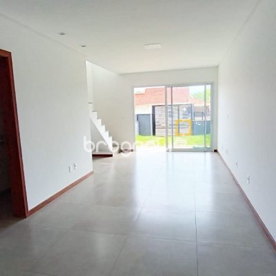 Casa com 123m², 3 quartos (sendo 1 suíte), 1 garagem, no bairro Campeche em Florianópolis