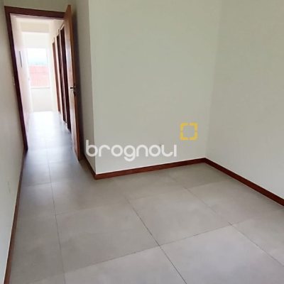 Casa com 123m², 3 quartos (sendo 1 suíte), 1 garagem, no bairro Campeche em Florianópolis