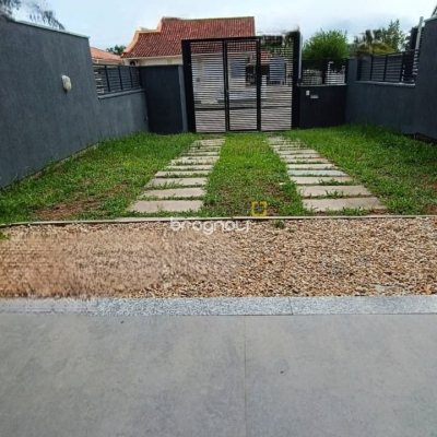 Casa com 123m², 3 quartos (sendo 1 suíte), 1 garagem, no bairro Campeche em Florianópolis